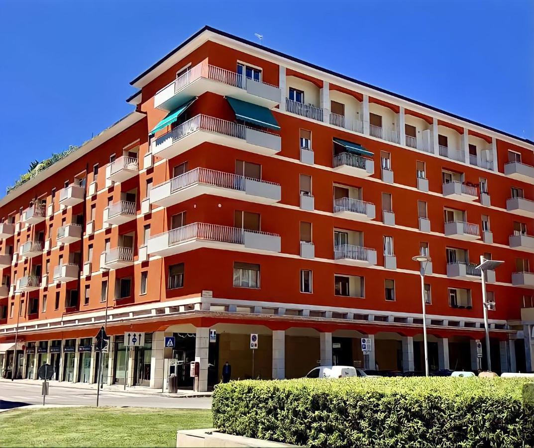 Casa Vacanza Elena Verona Bagian luar foto