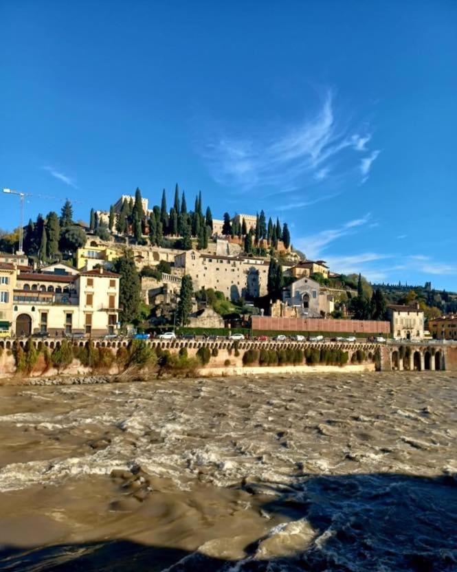 Casa Vacanza Elena Verona Bagian luar foto